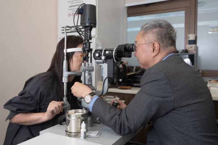 Eyewise-vision-Dr-Christopher-Khng-eye-screening-e1778130824418